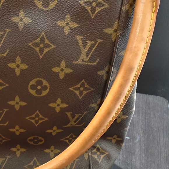 Louis Vuitton Monogram loop bag - Picture 5 of 12